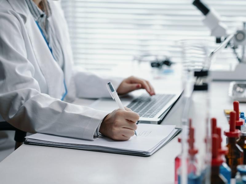 Licenciamento ambiental para laboratório de análises clínicas: como regularizar?